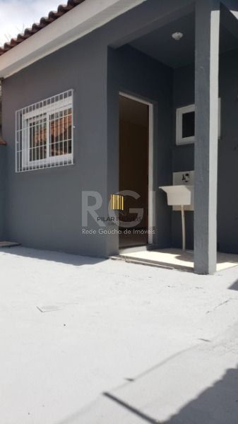 Casa para Venda - 54m², 2 dormitórios, 2 vagas - Hípica