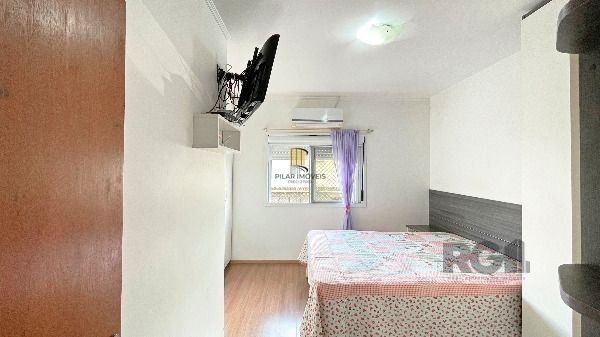Casa Condominio em Porto Alegre, no bairro Aberta dos Morros, com 2 dormitório(s), e 2 banheiros, à venda.