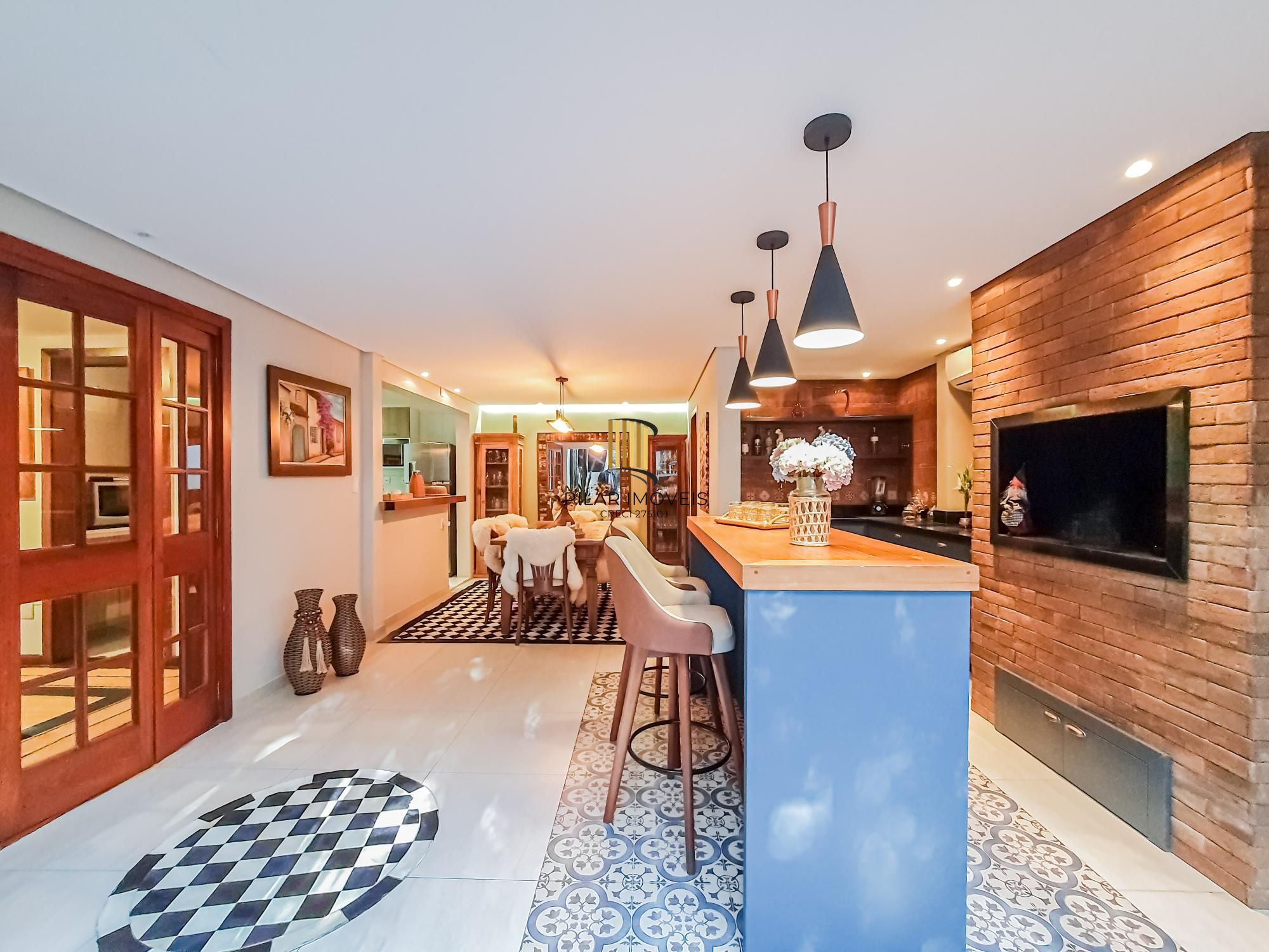 Casa em condomínio mobiliada, 3 dormitórios