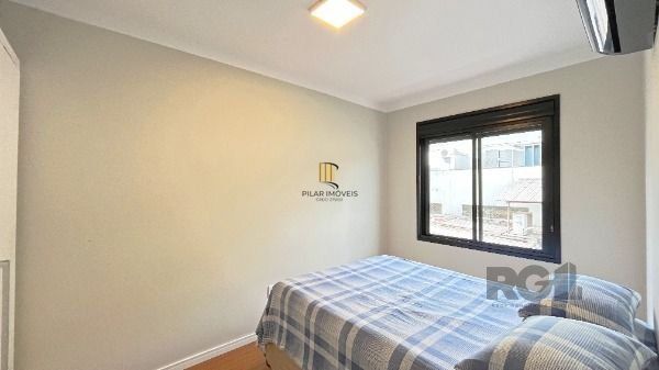Casa 3 dormitórios no bairro Hípica