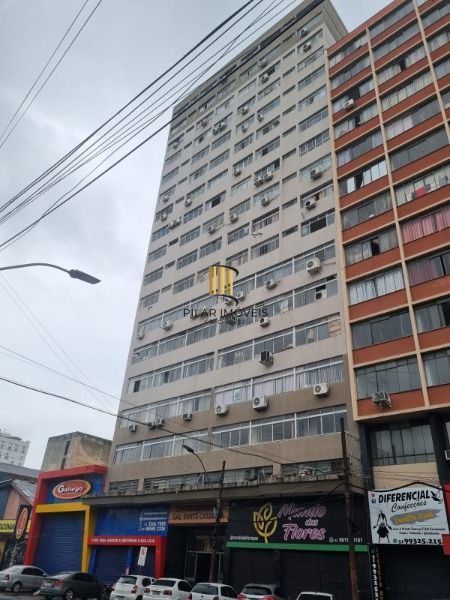 Apartamento em Porto Alegre, no bairro Centro Histórico, com 1 dormitório(s), e 1 banheiros, à venda.