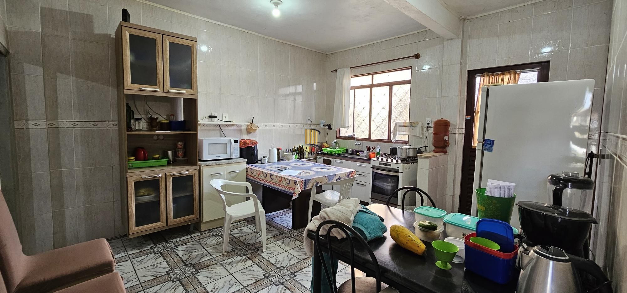 Casa 3 dormitórios no bairro Hípica
