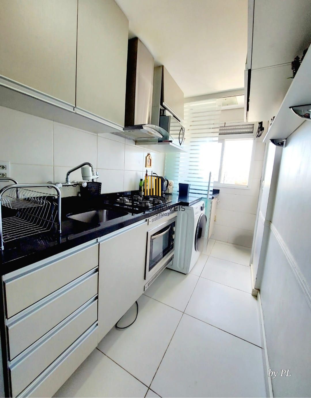 Apartamento semi mobiliado da Estrada Campo Novo