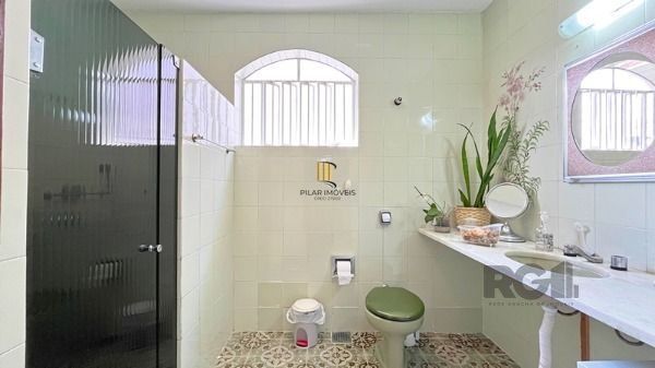 Casa 3 dormitórios no bairro Ipanema