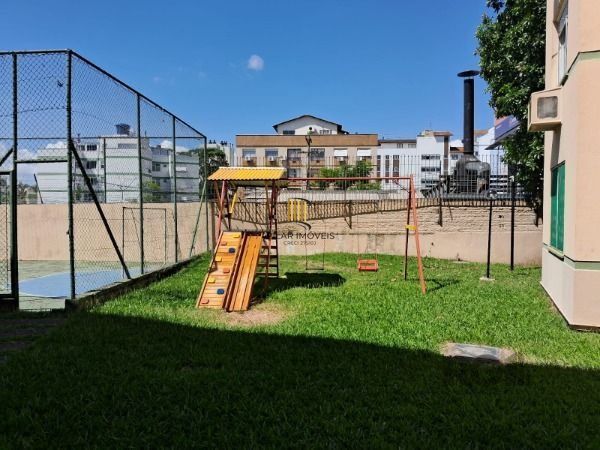 Apartamento em Porto Alegre, no bairro Tristeza, com 1 dormitório(s), e 1 banheiros, à venda.