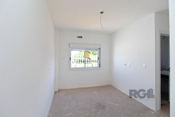 Casa Condominio em Porto Alegre, no bairro Hípica, com 3 dormitório(s), e 3 banheiros, à venda.