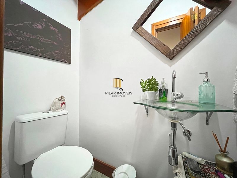 Casa 3 dormitórios no bairro Ipanema