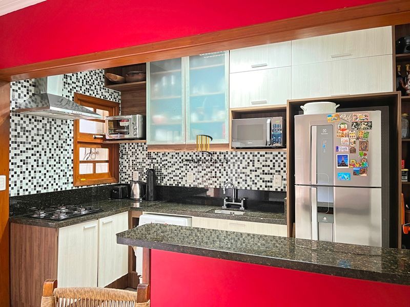 Casa 3 dormitórios no bairro Ipanema