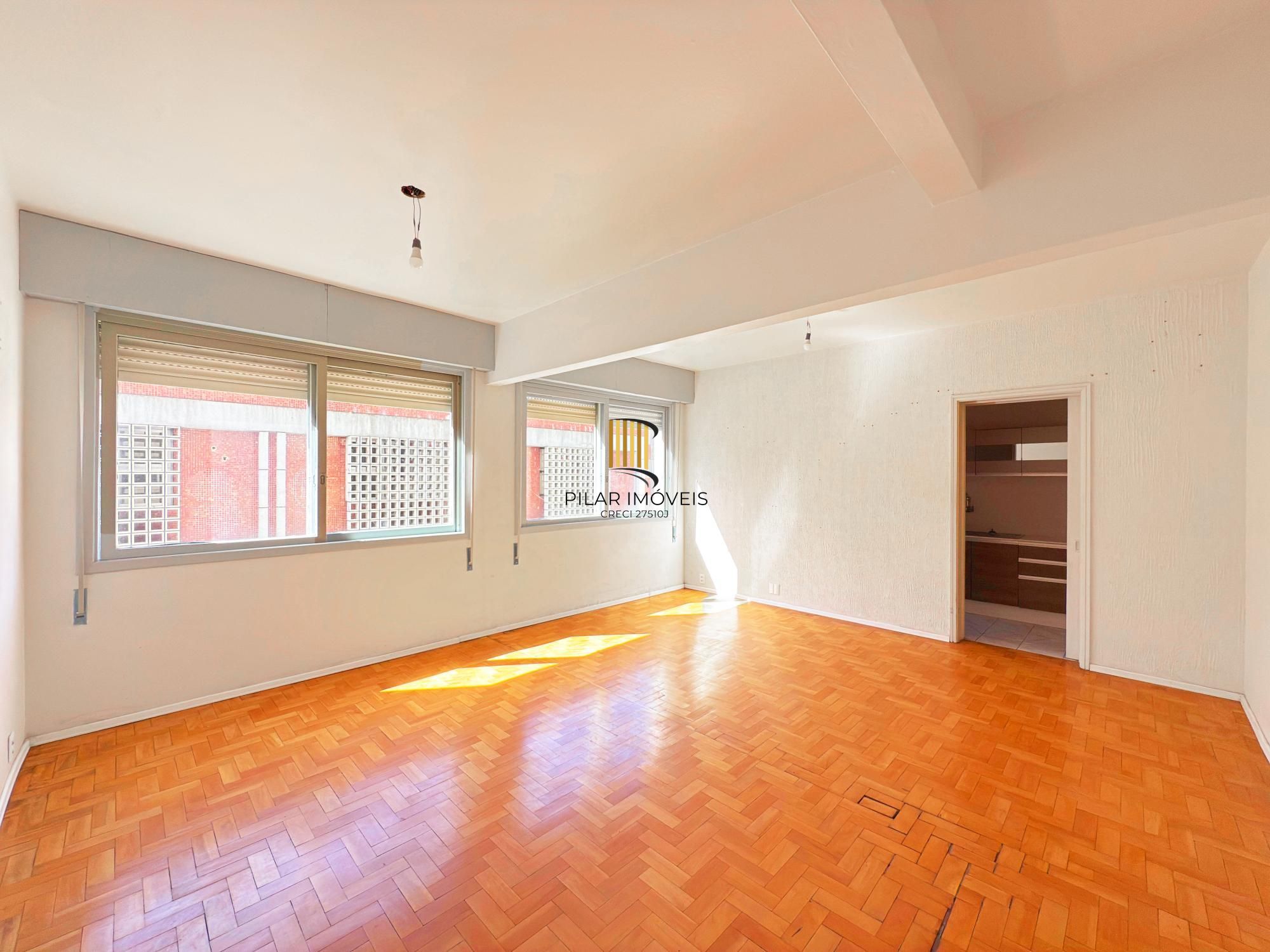 Apartamento para Venda - 63.73m², 2 dormitórios, 1 vaga - Centro Histórico