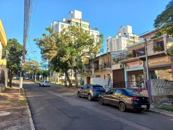 Terreno em Porto Alegre, no bairro Tristeza, à venda.