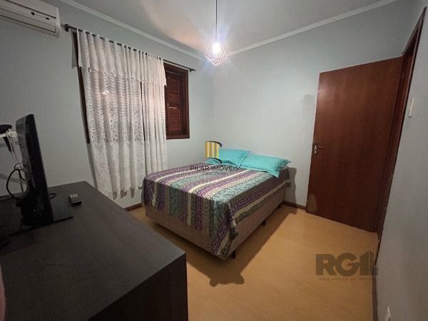 Casa 3 dormitórios no bairro Partenon