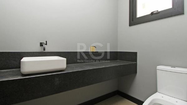 Casa Condominio para Venda - 300.29m², 4 dormitórios, sendo 4 suites, 2 vagas - Alphaville