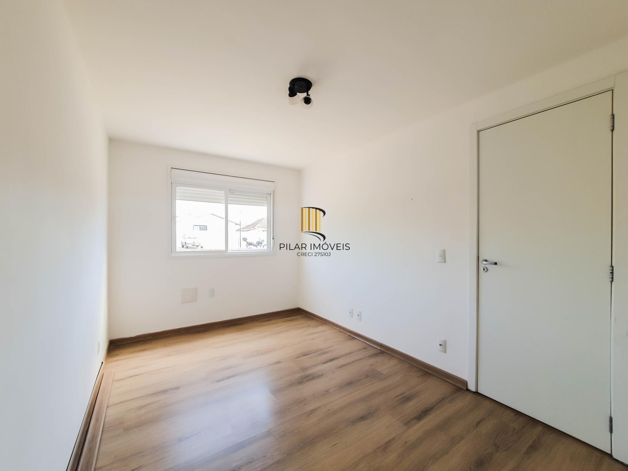Apartamento em Porto Alegre, no bairro Vila Nova, com 2 dormitório(s), e 2 banheiros, à venda.