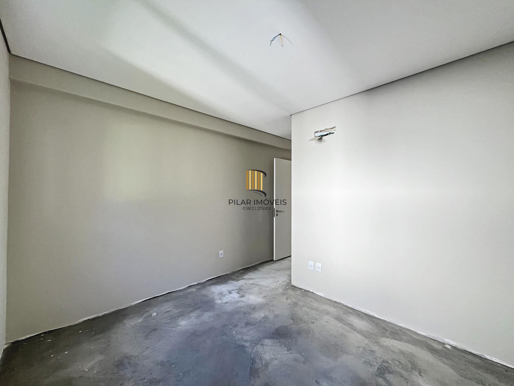 Apartamento com 3 Suítes no Cristal