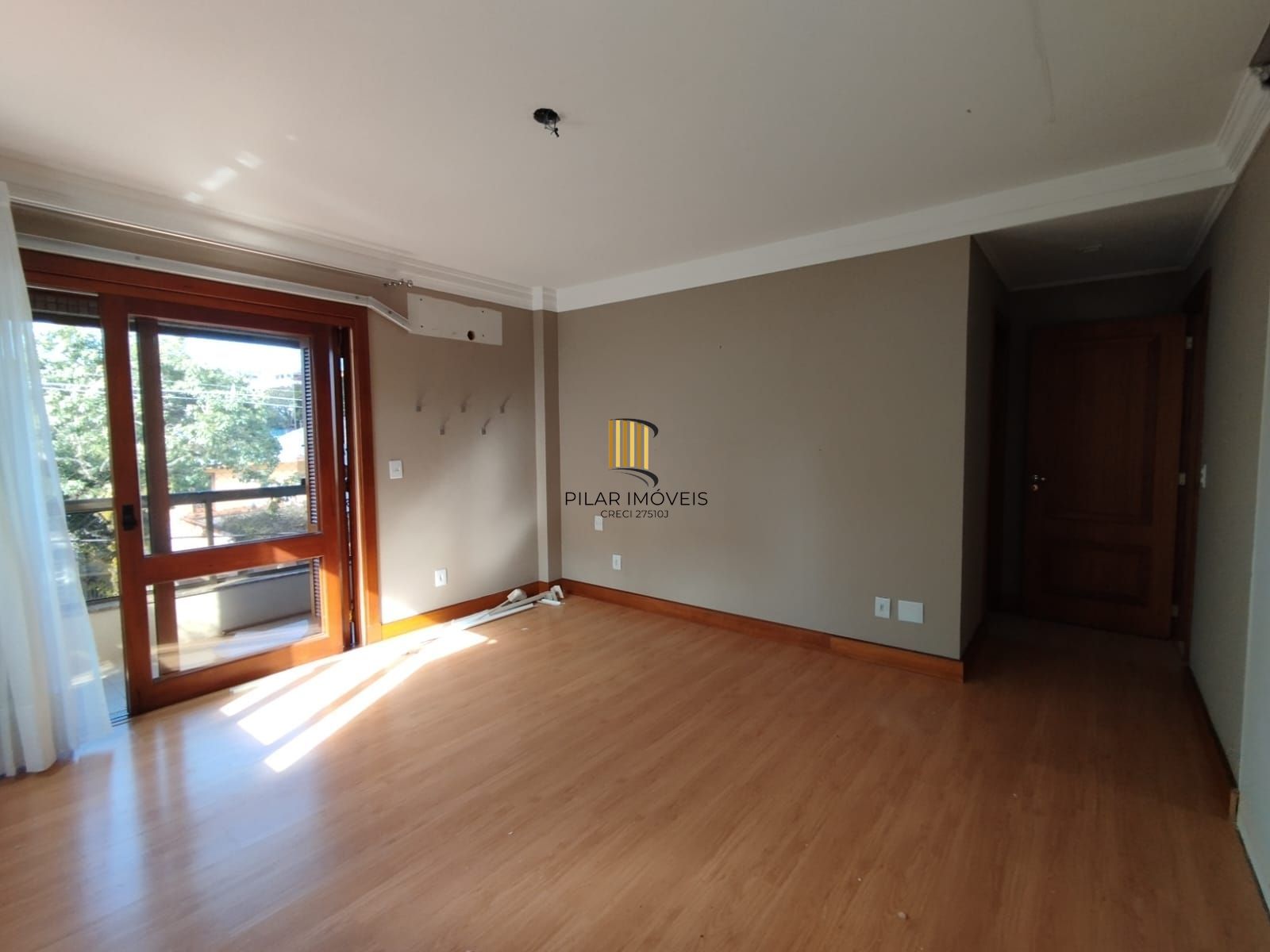 Apartamento com 3 dormitórios á venda no Bairro Tristeza.
