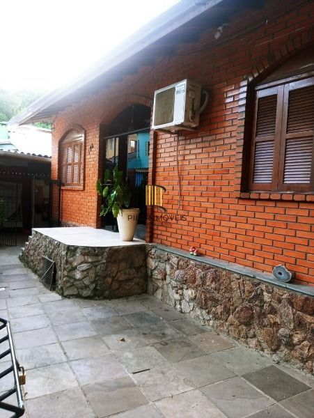 Casa para Venda - 110m², 4 dormitórios, sendo 1 suites, 1 vaga - Teresópolis - Pilar Imóveis