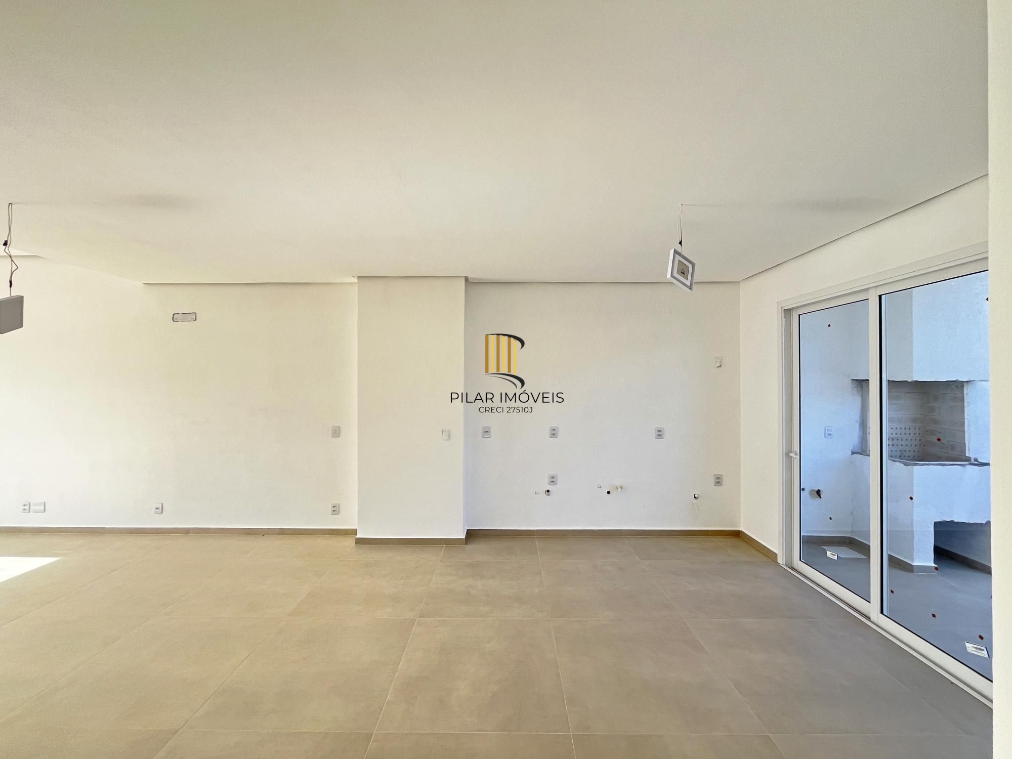 Casa de Condomínio 3 dormitórios no bairro Campo Novo