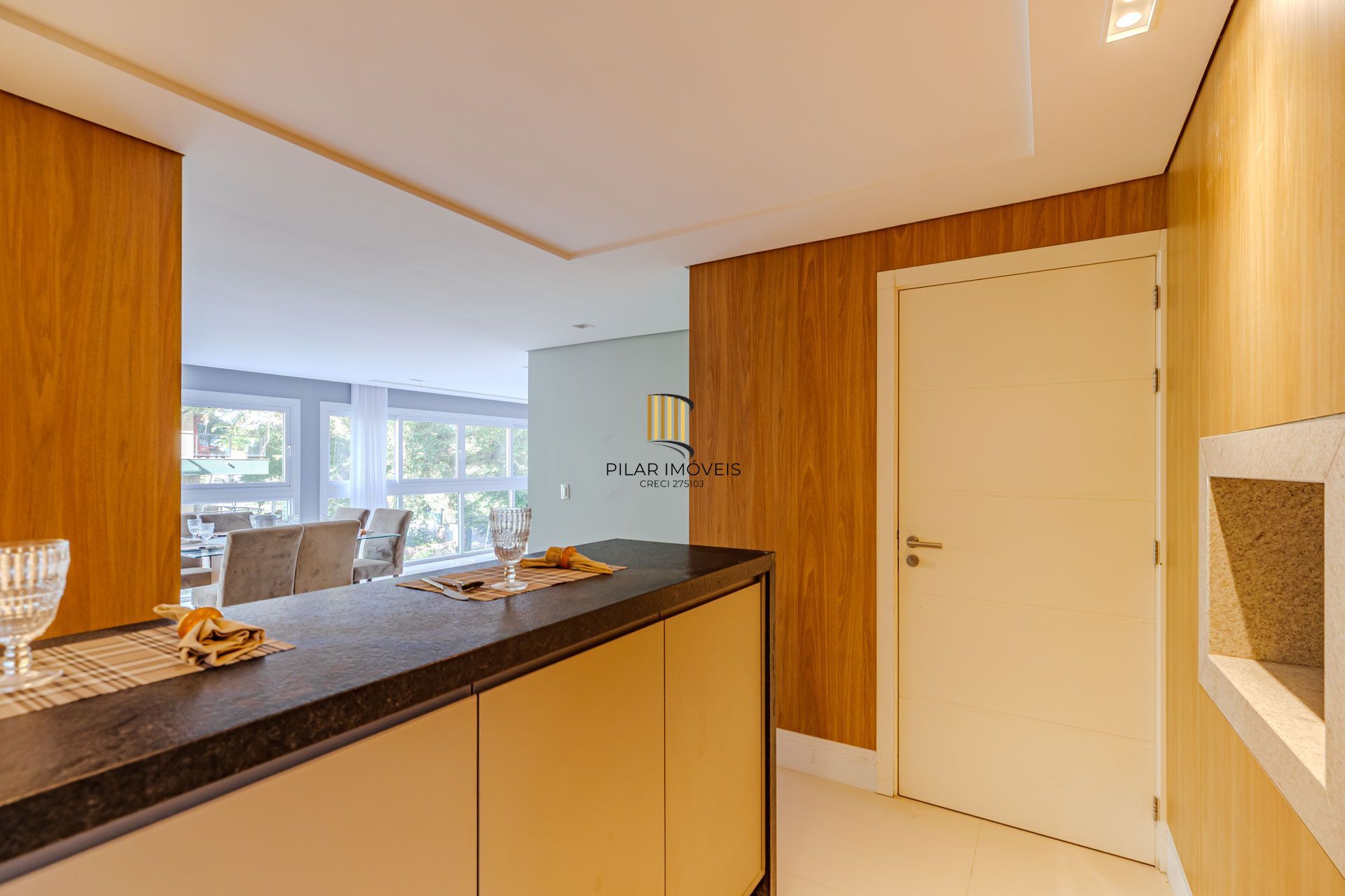 Apartamento 3 dormitórios, sendo 3 suites, - Vila Assunção