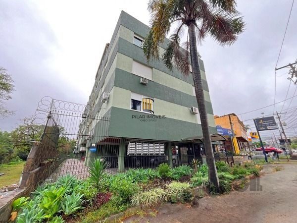 Cobertura em Porto Alegre, no bairro Cristal, com 3 dormitório(s), e 3 banheiros, à venda.