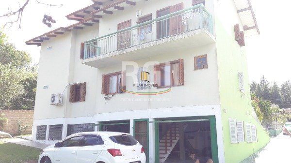 Sítio para Venda - 246m², 3 dormitórios, sendo 2 suites, 6 vagas - Vila Nova