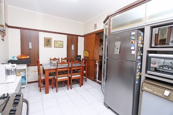 Casa para Venda - 287.96m², 4 dormitórios, sendo 1 suites, 4 vagas - Imperial Parque
