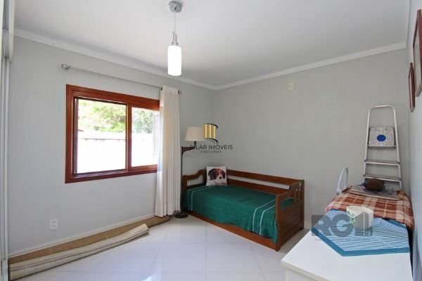 Casa Condominio para Venda - 197m², 3 dormitórios, sendo 1 suites, 2 vagas - Tristeza