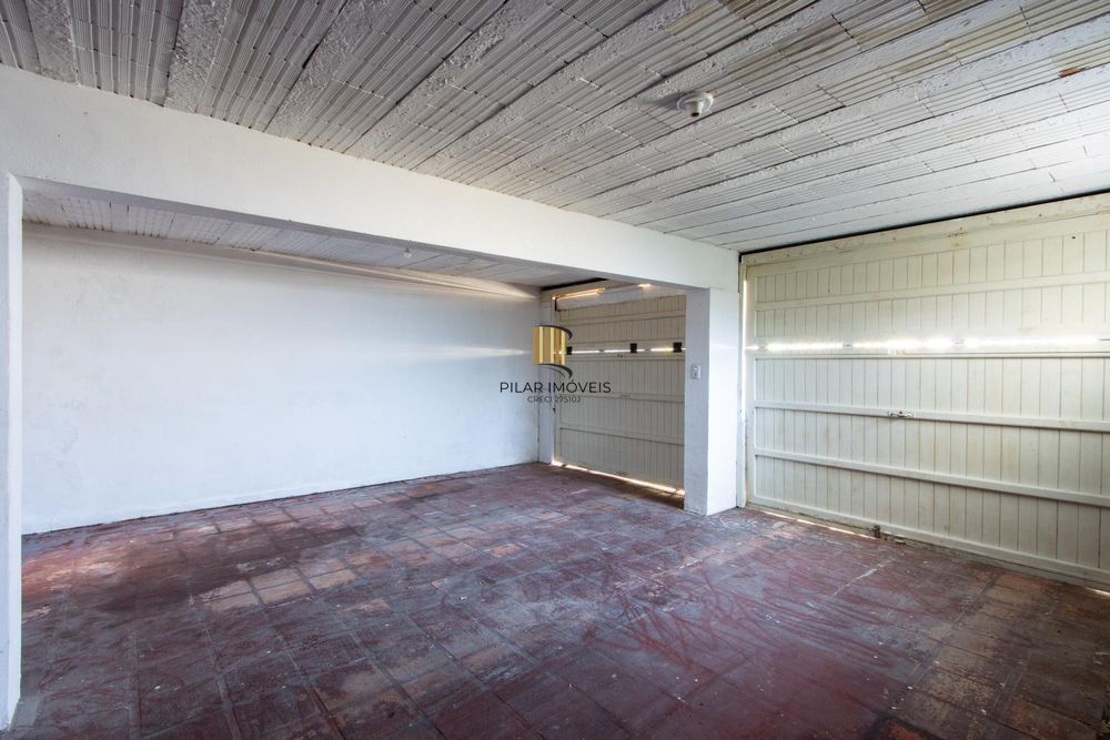 Casa 4 dormitórios no bairro Hípica