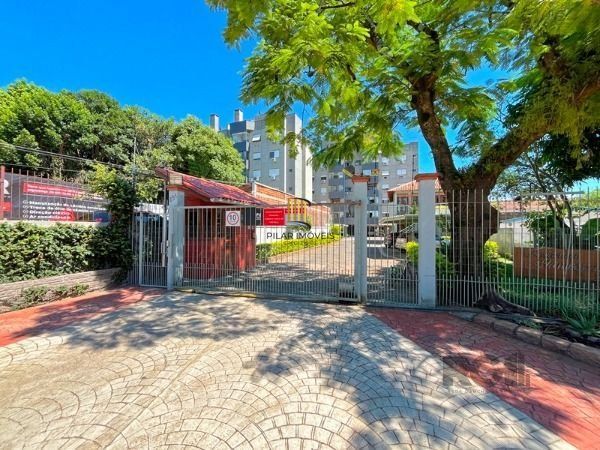 Apartamento 83m² - 3 dormitórios, 1 suíte, sacada e 1 vaga de garagem no bairro Camaquã