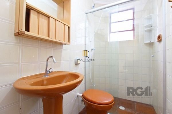 Apartamento em Porto Alegre, no bairro Camaquã, com 1 dormitório(s), e 1 banheiros, à venda.