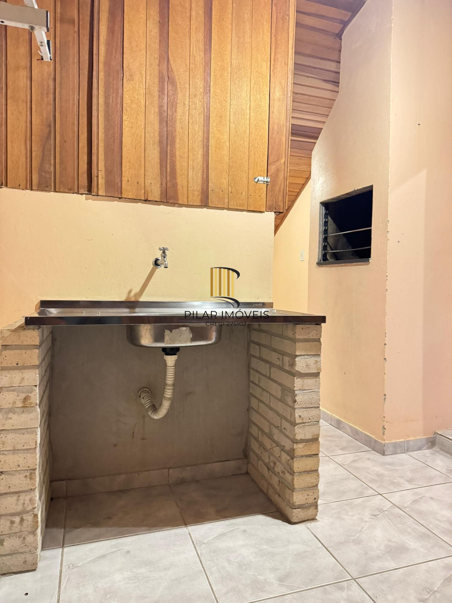 No bairro Serraria, casa em condomínio com 3 dormitórios