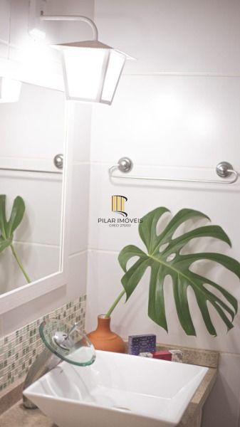 Casa Condominio para Venda - 150m², 3 dormitórios, sendo 1 suites, 2 vagas - Belém Novo