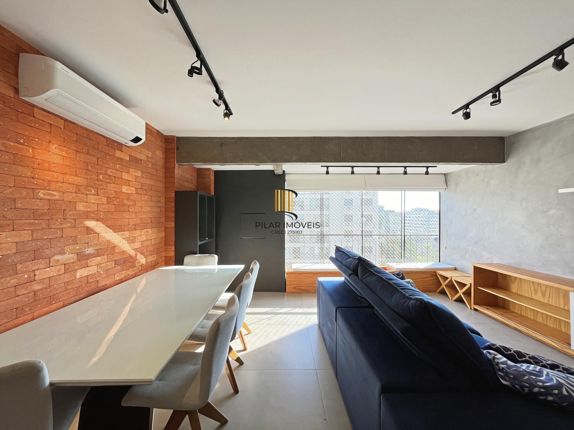 Excelente apartamento com 3 dormitório com 1 suíte á venda no bairro Tristeza.