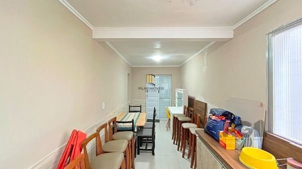 Casa para Venda - 240m², 4 dormitórios, 3 vagas - Nonoai