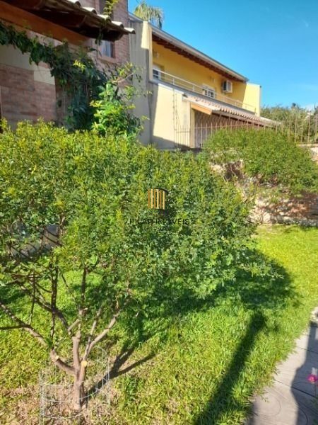 Casa 3 dormitórios no bairro Ipanema