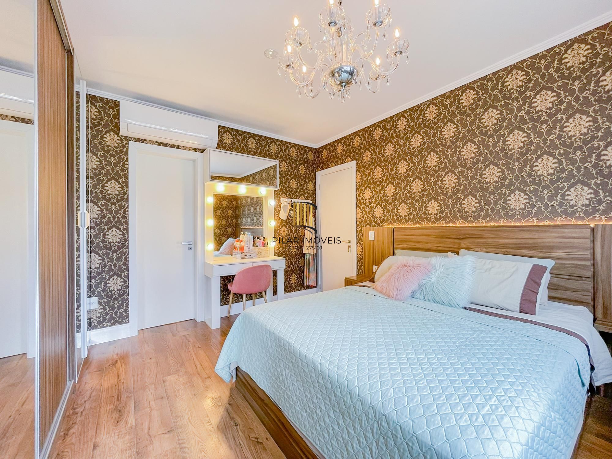 Sobrado Alto Padrão 3 dormitórios 4 vagas garagem, no Lagos de Nova Ipanema