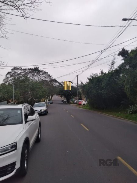 Terreno em Porto Alegre, no bairro Ipanema, à venda.