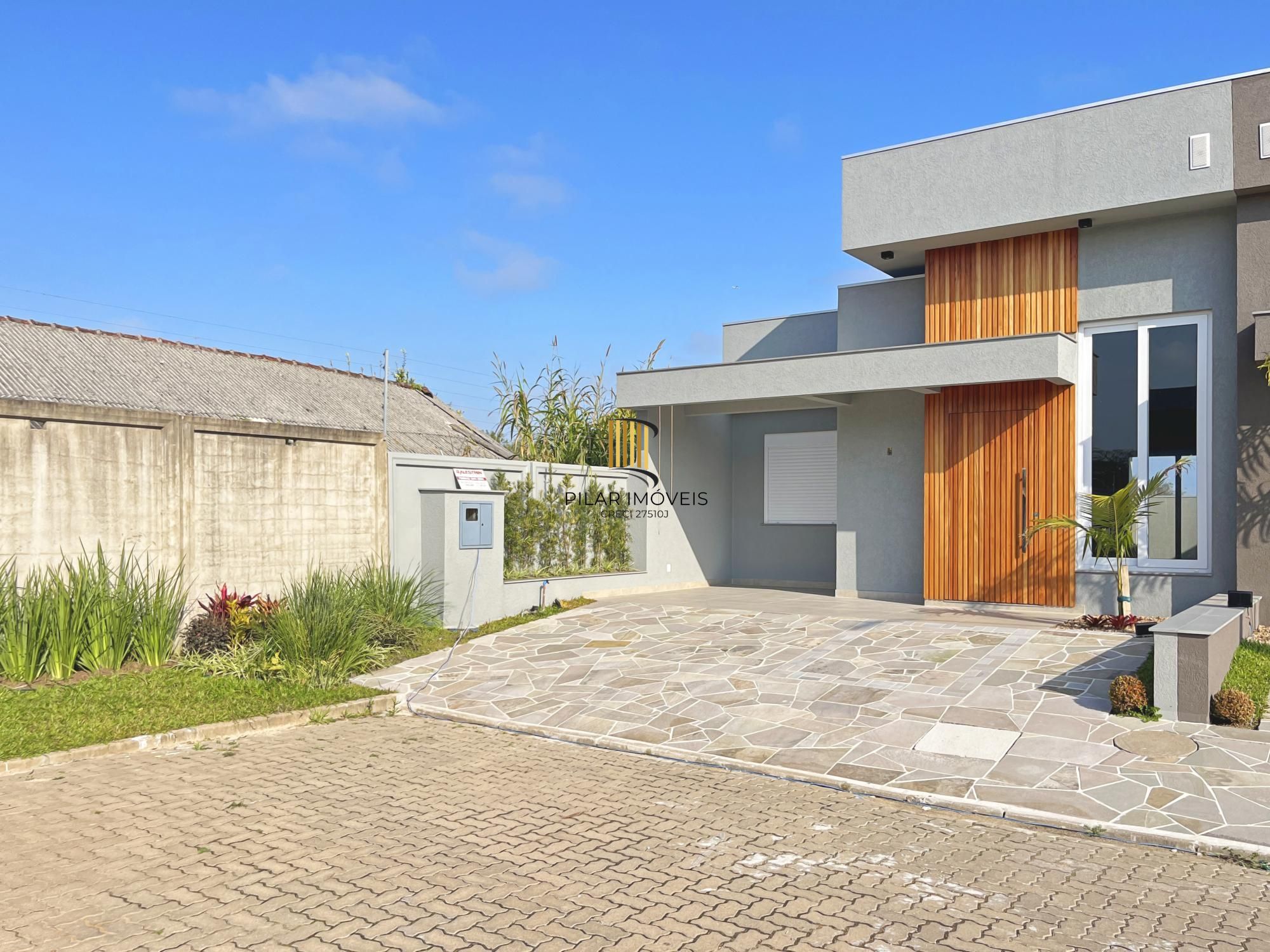 Casa Condominio em Porto Alegre, no bairro Hípica, com 3 dormitório(s), e 3 banheiros, à venda.