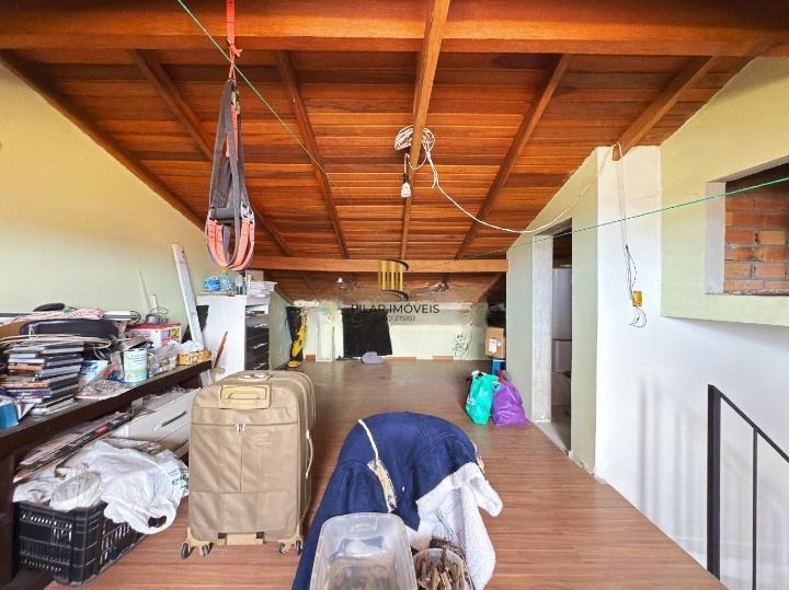 Casa de Condomínio 3 dormitórios no bairro Hípica