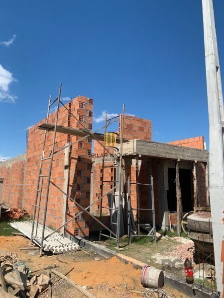 Casa de Condomínio 3 dormitórios no bairro Hípica
