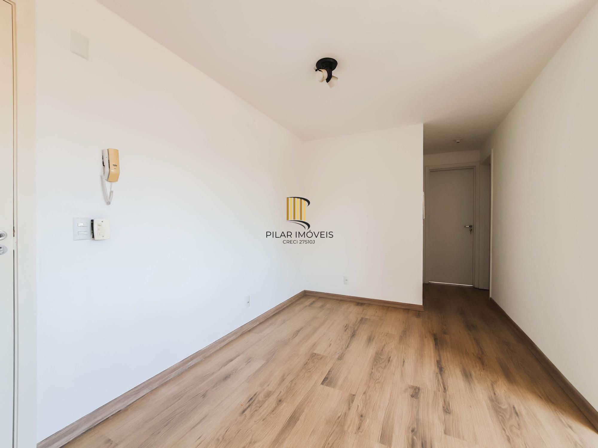 Apartamento em Porto Alegre, no bairro Vila Nova, com 2 dormitório(s), e 2 banheiros, à venda.