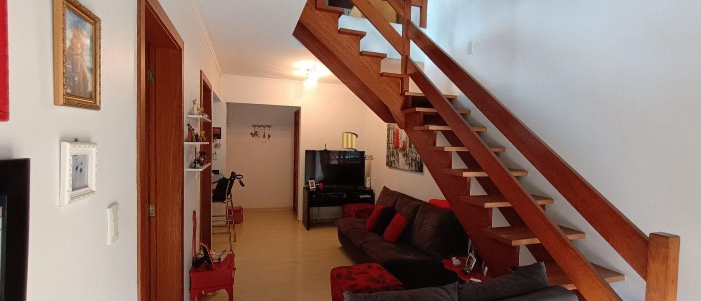 Linda cobertura, 3 quartos, 1 suíte, infra completa no bairro Ipanema, com ofurô.