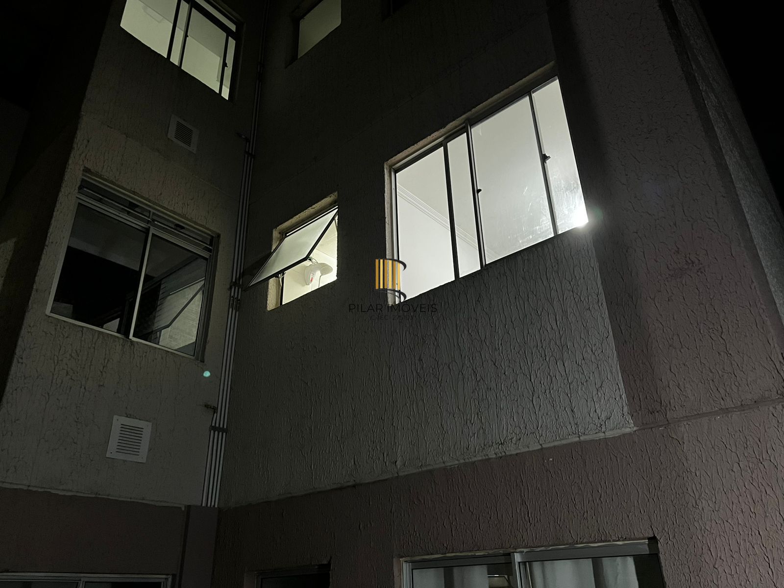 Apartamento 2 dormitórios no bairro Hípica