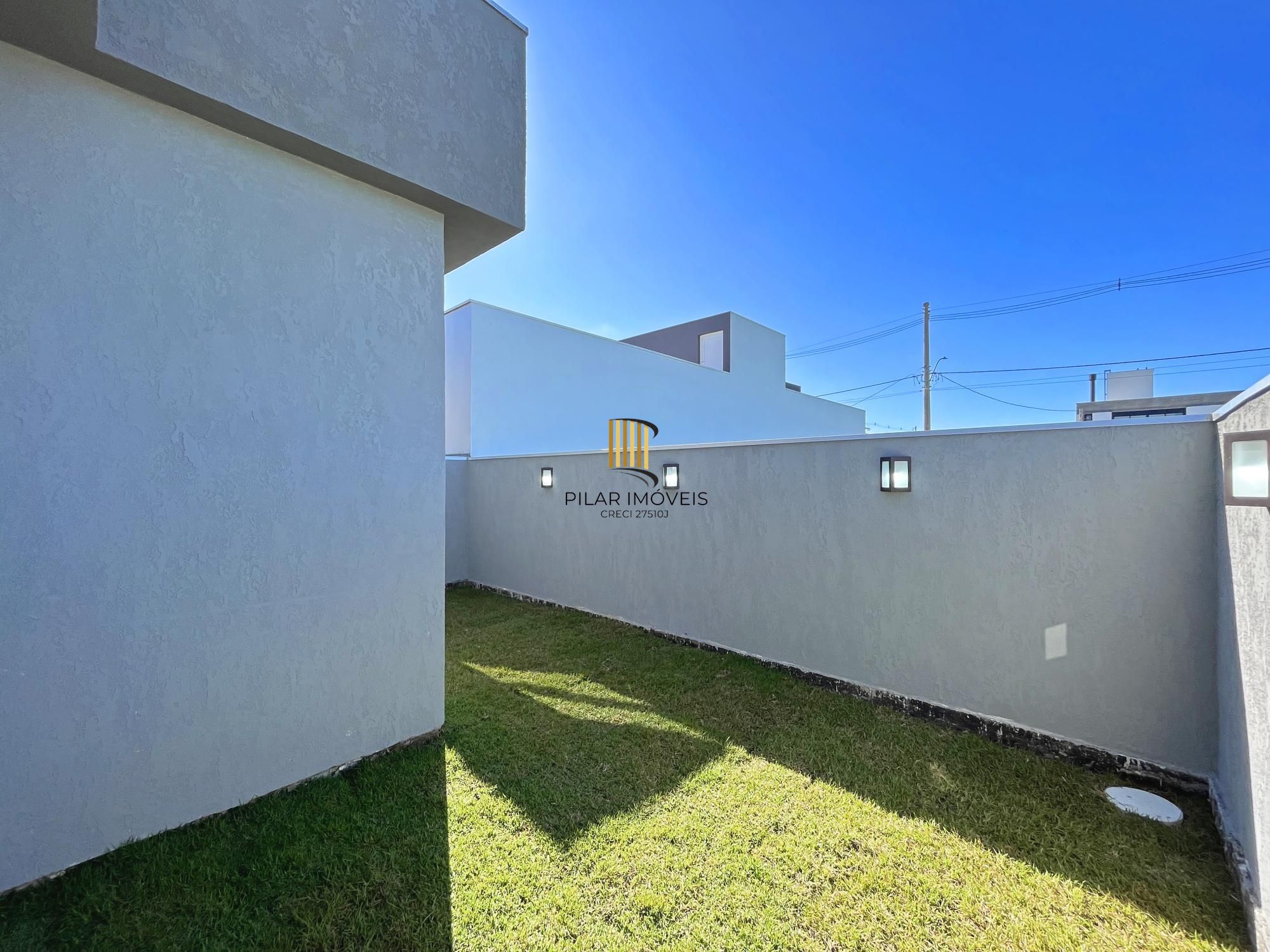 Casa Condominio em Porto Alegre, no bairro Hípica, com 3 dormitório(s), e 3 banheiros, à venda.