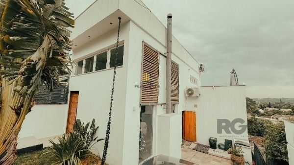 Casa 3 dormitórios no bairro Ipanema