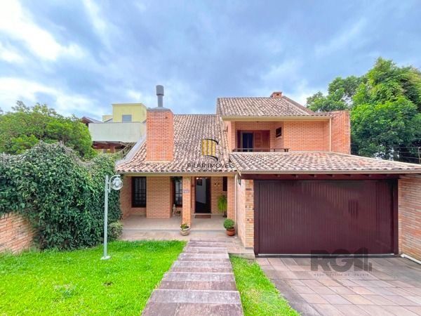Casa 3 dormitórios no bairro Nonoai