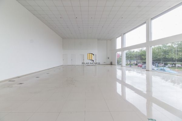 Loja para Venda - 845m², 0 dormitórios, Hípica