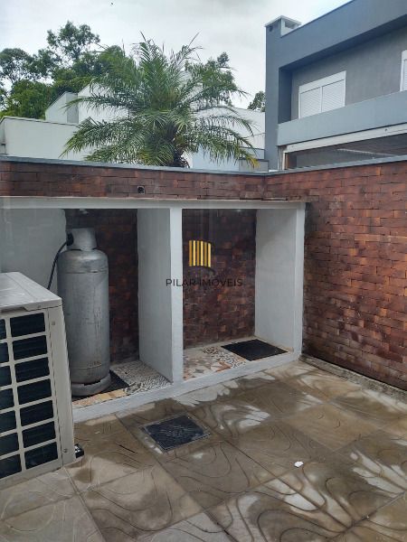 Casa de Condomínio 4 dormitórios no bairro Hípica