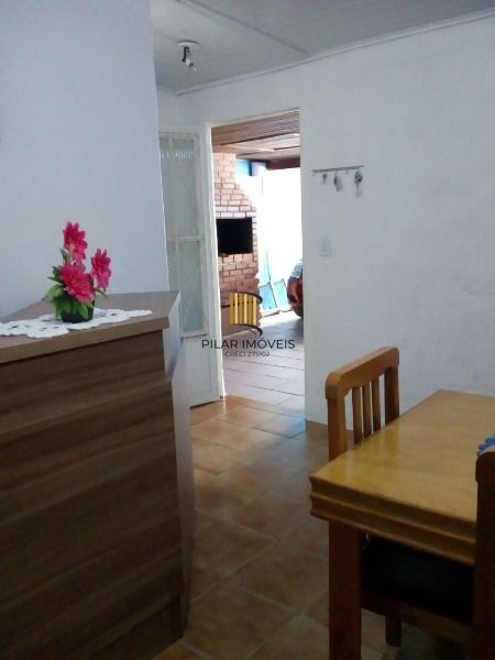 Casa para Venda - 92m², 3 dormitórios, 2 vagas - Restinga
