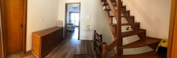 Casa para Venda - 150m², 3 dormitórios, sendo 1 suites, 2 vagas - Guarujá