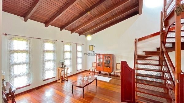 Casa para Venda - 235.64m², 3 dormitórios, sendo 1 suites, 3 vagas - Guarujá